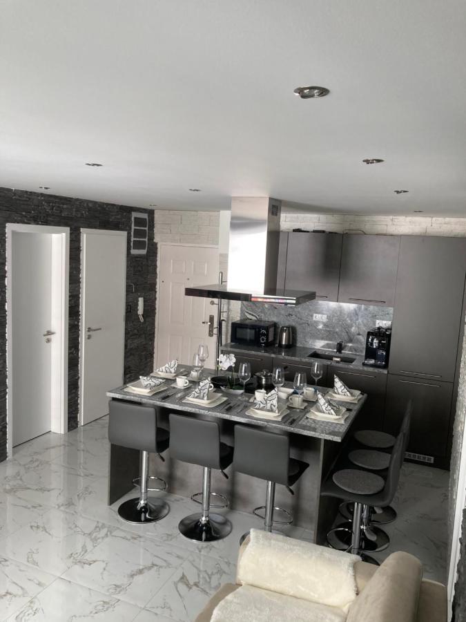 Swiss Luxury Apartment Mosonmagyaróvár 외부 사진