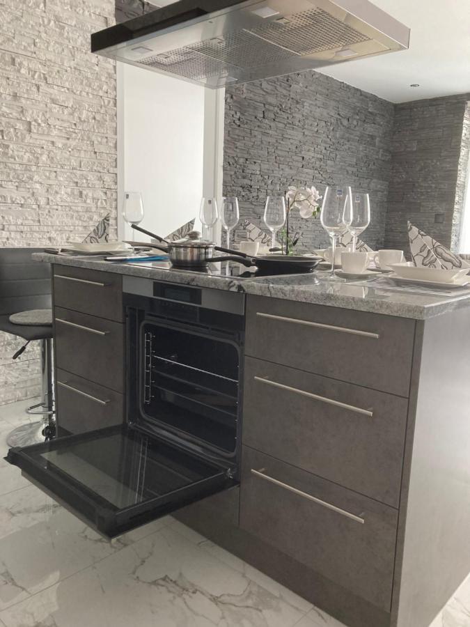 Swiss Luxury Apartment Mosonmagyaróvár 외부 사진