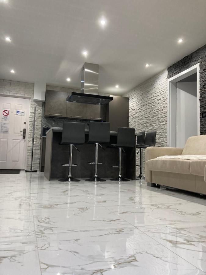 Swiss Luxury Apartment Mosonmagyaróvár 외부 사진
